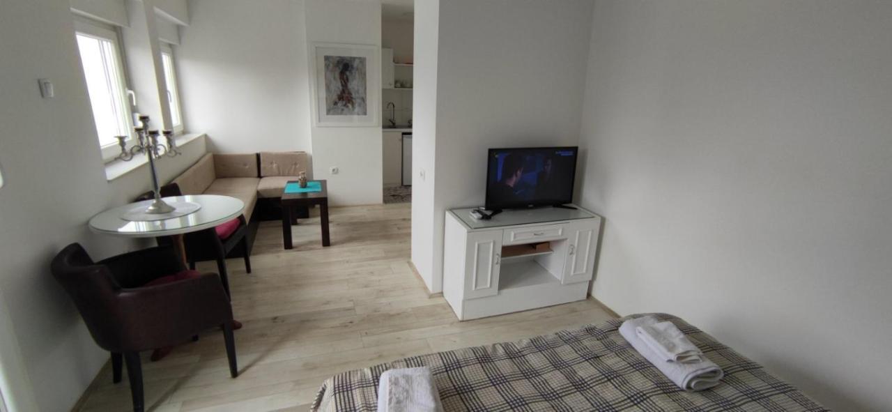 Apartman Park Trebinje Exteriör bild