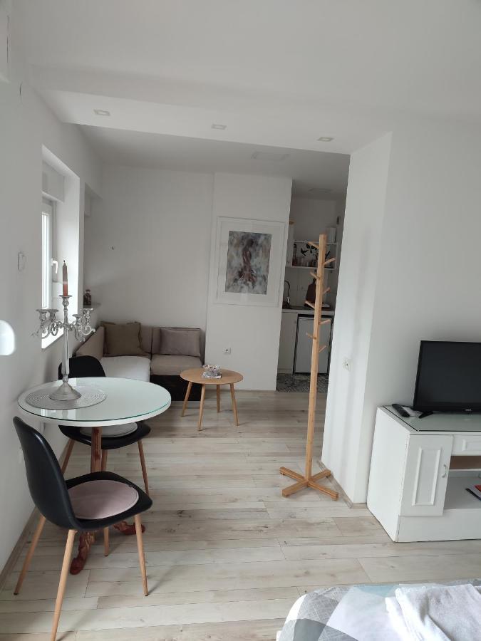 Apartman Park Trebinje Exteriör bild