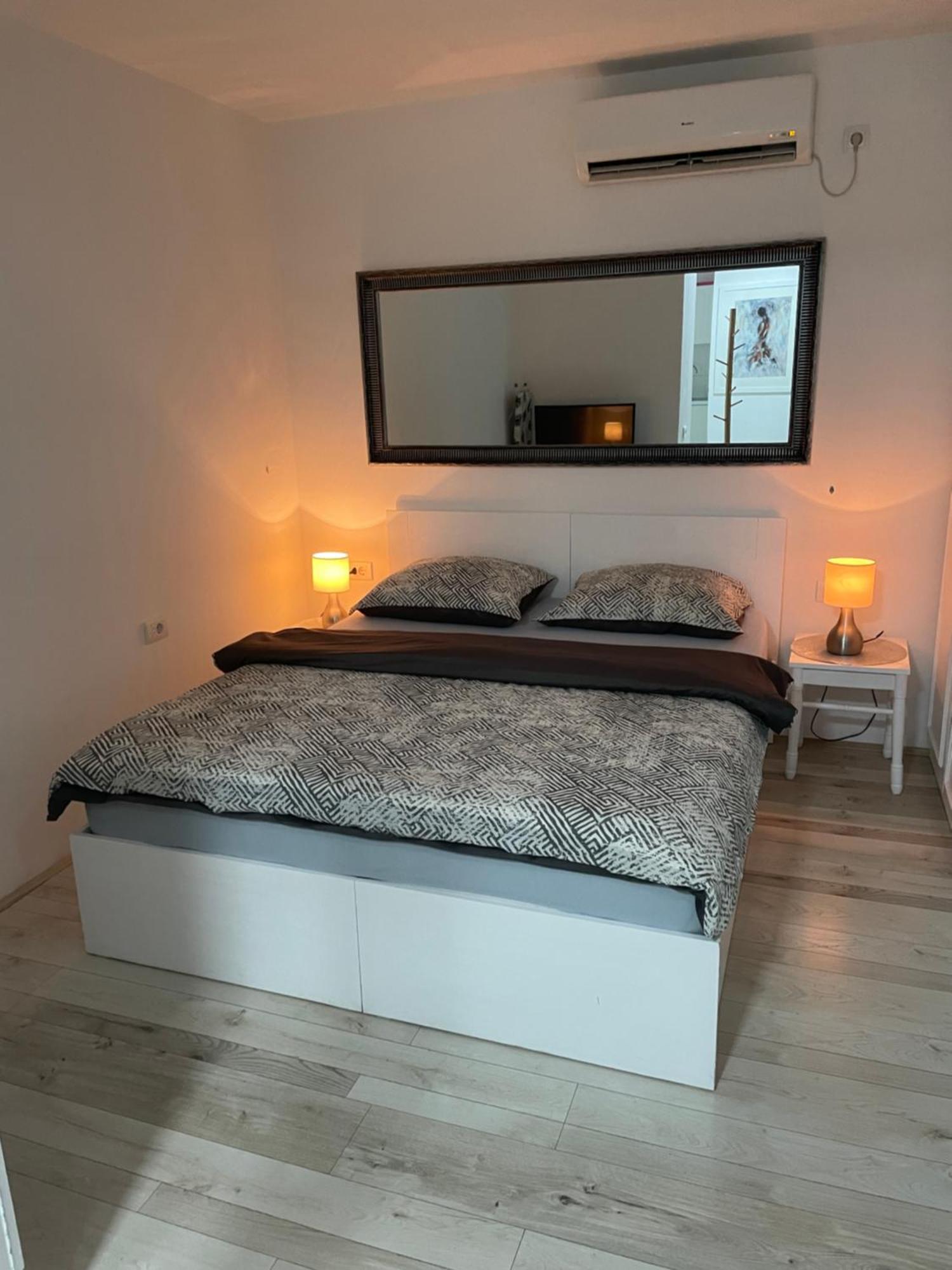 Apartman Park Trebinje Exteriör bild